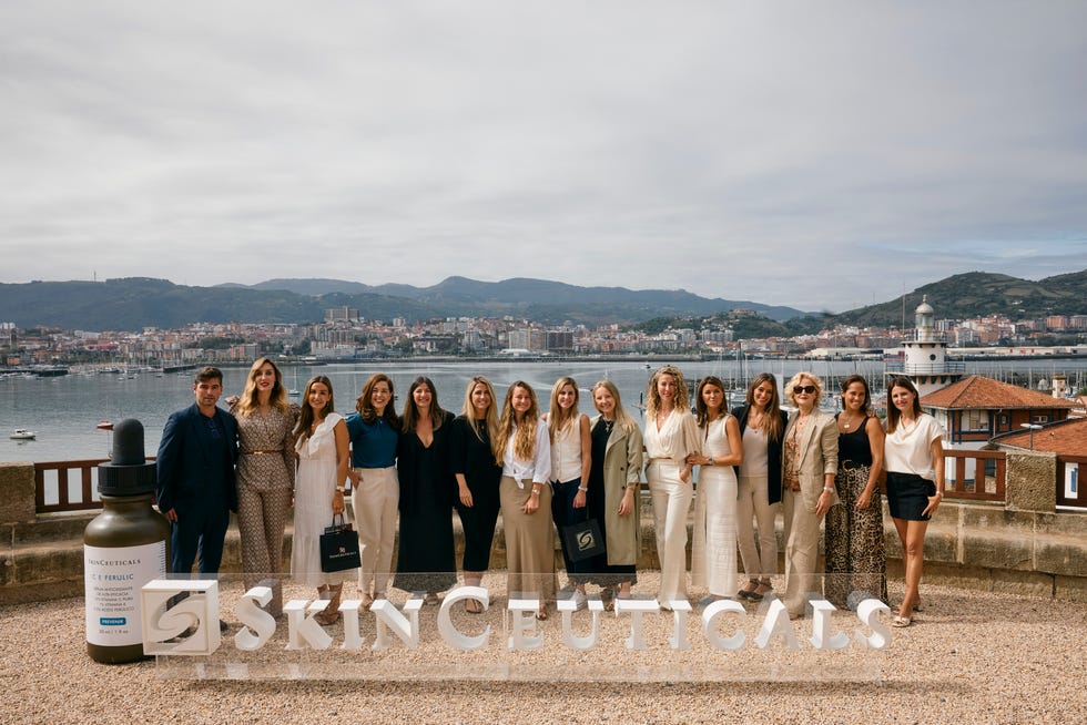 Skinceuticals - Crema antiedad - Prensa Dr. Javier Arnáiz