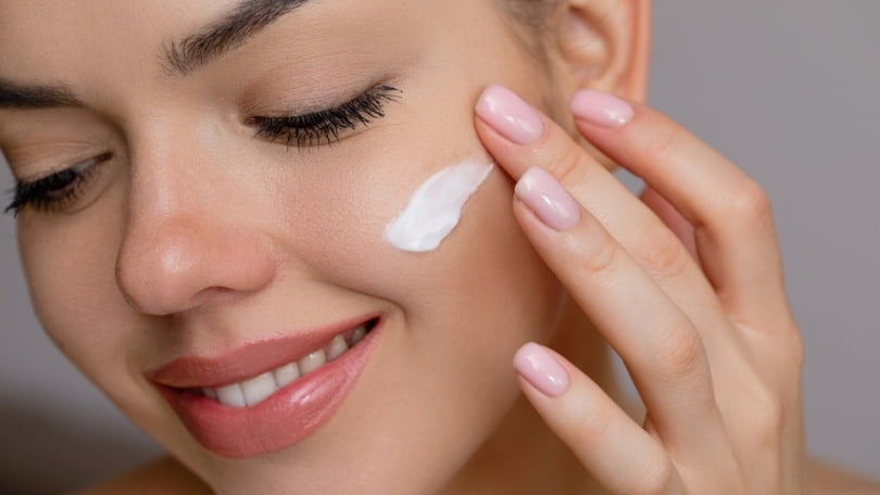 Cuidados de la piel tras realizar tratamiento facial con láser